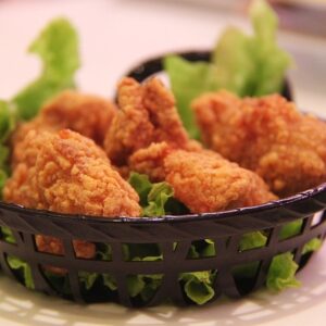 Alitas de Pollo Crujiente con Salsa Guacamole 9 unidades